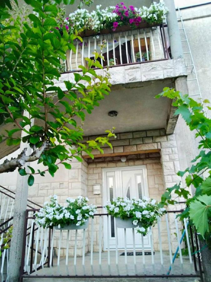 Cvijetna Oaza Trebinje Exterior foto
