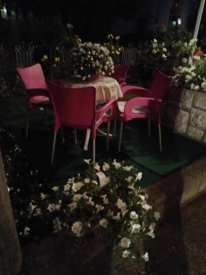 Cvijetna Oaza Trebinje Exterior foto
