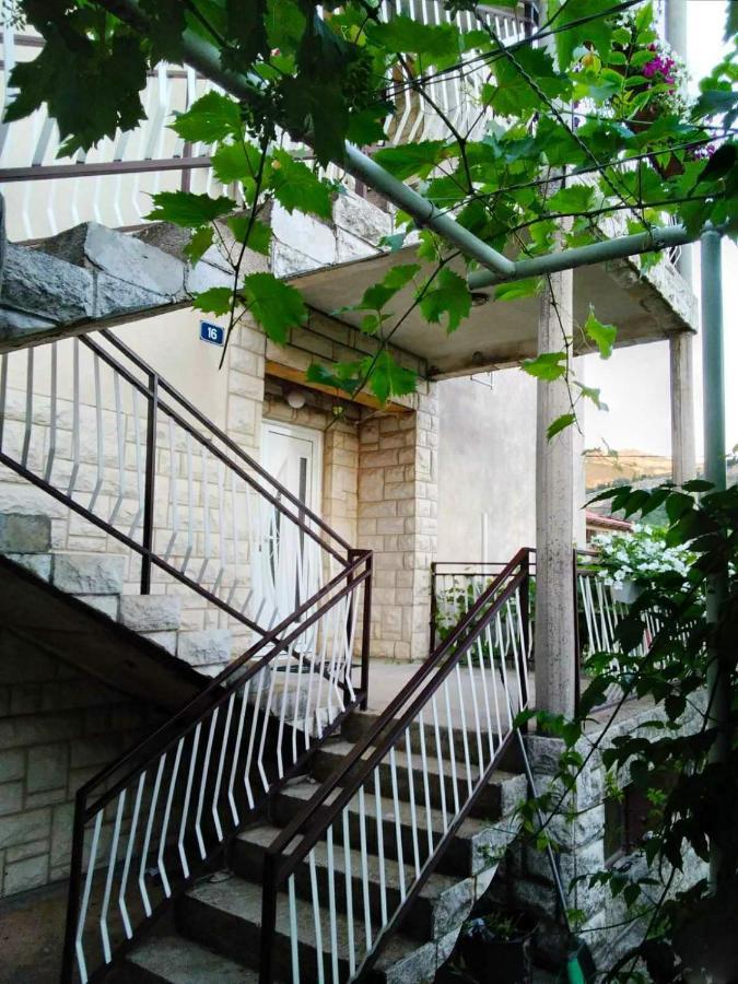 Cvijetna Oaza Trebinje Exterior foto